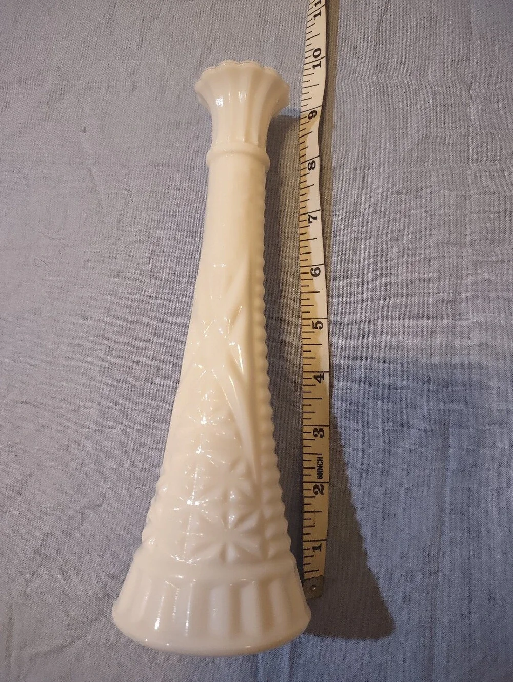vintage Anchor Hocking milk glass bud vase Stars and Bars